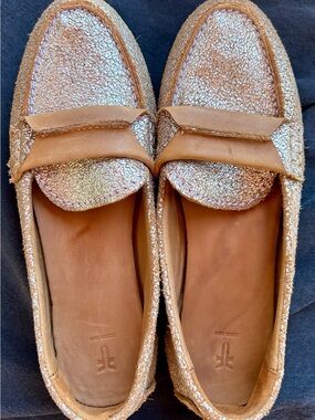 Frye Iridescent Metallic silver Penny Loafers leather comfort resort vacation